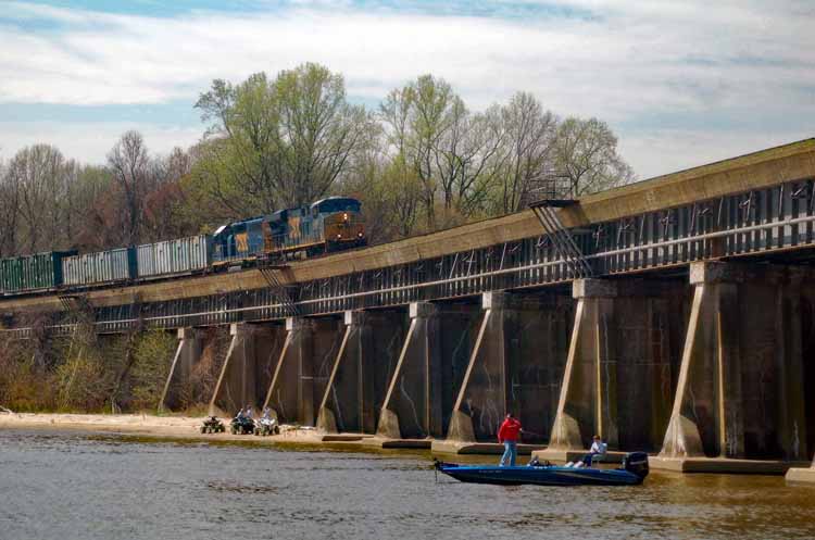 train tressle